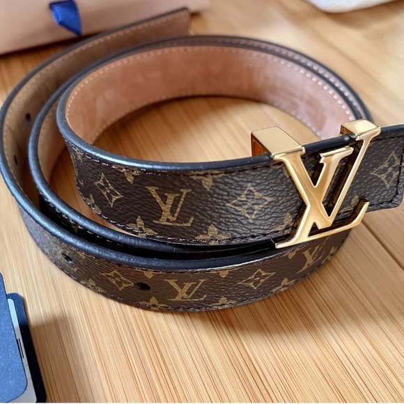 Ladies Size 32 Louis Vuitton Belt - Picture 9 of 13